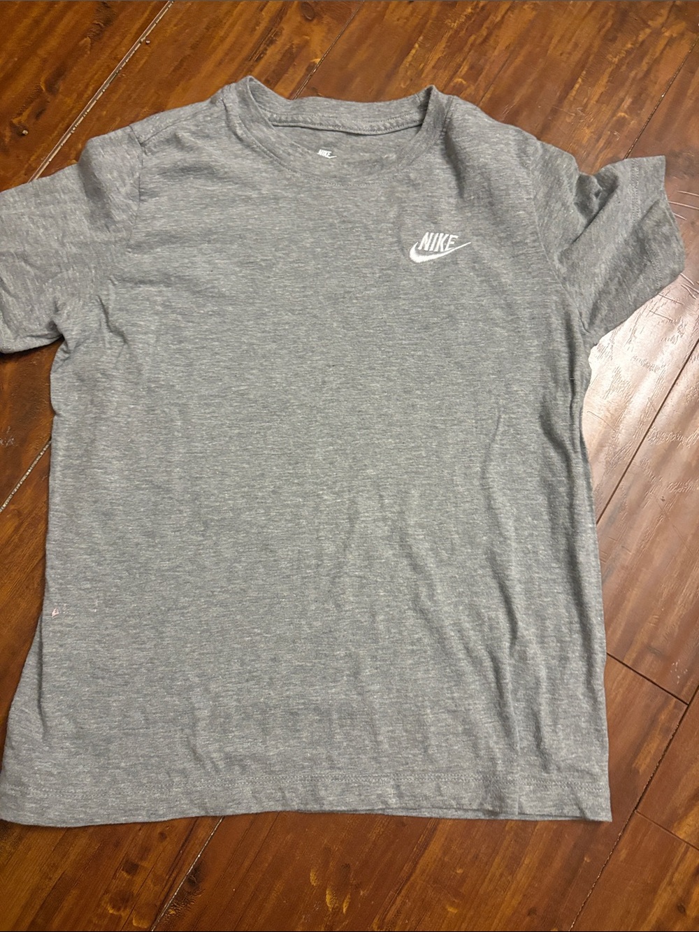 Nike Short Sleeve Crew Tee with White Logo set of 4. Boys Medium